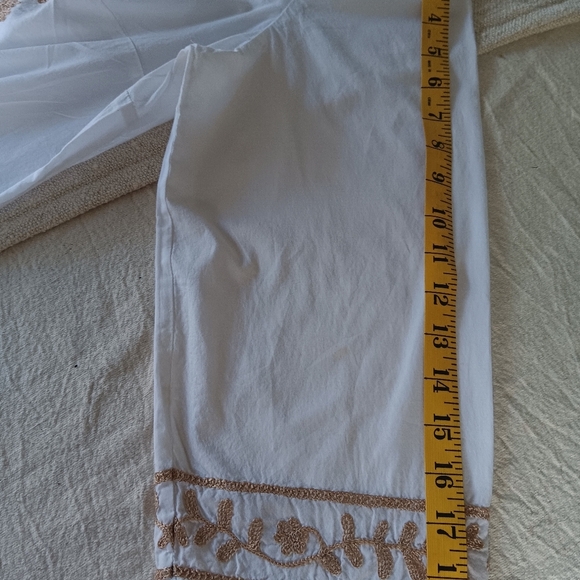 Embroidered White and Gold Men's Shirt - Picture 9 of 11